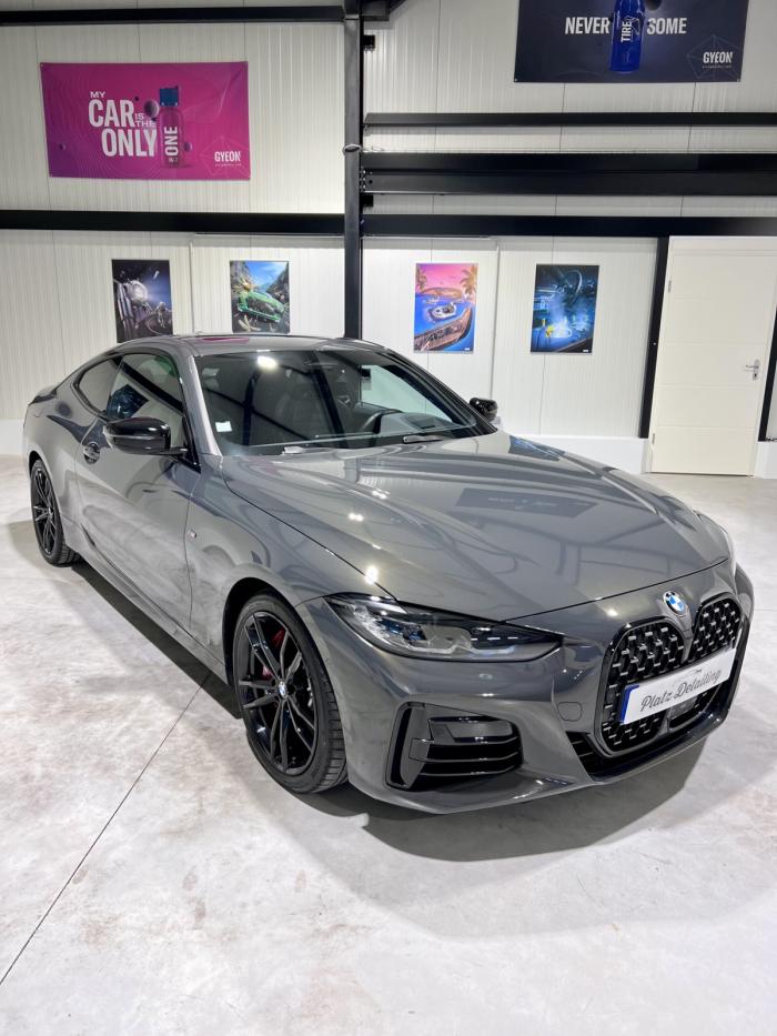BMW M440i
